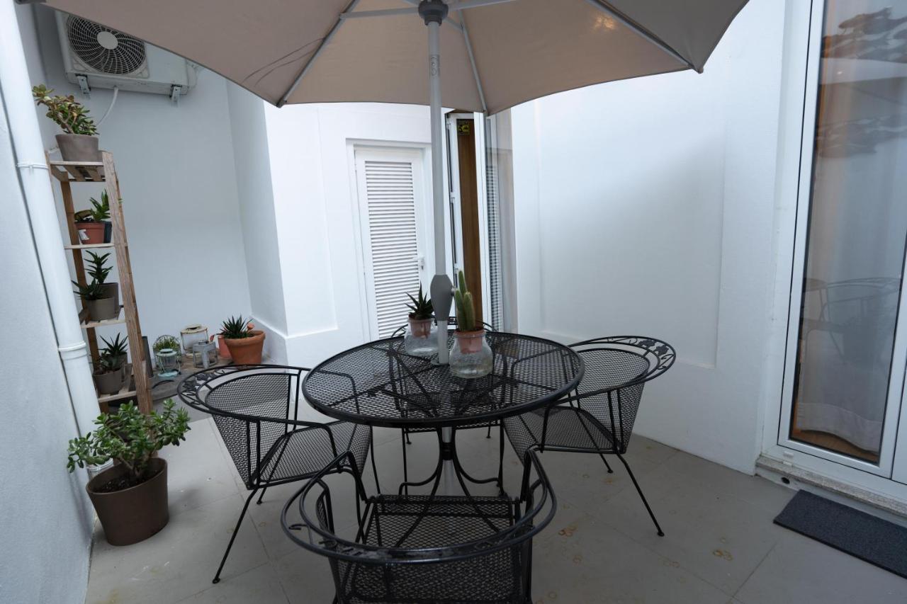 Downtown Porto Relaxed Apartment With Private Yard Экстерьер фото